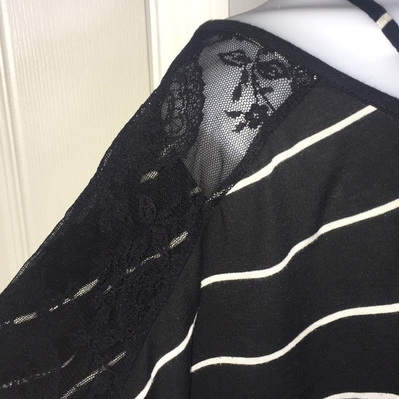 Woodleigh stripe cut out lace insert short sleeve top - Picture 6 of 11